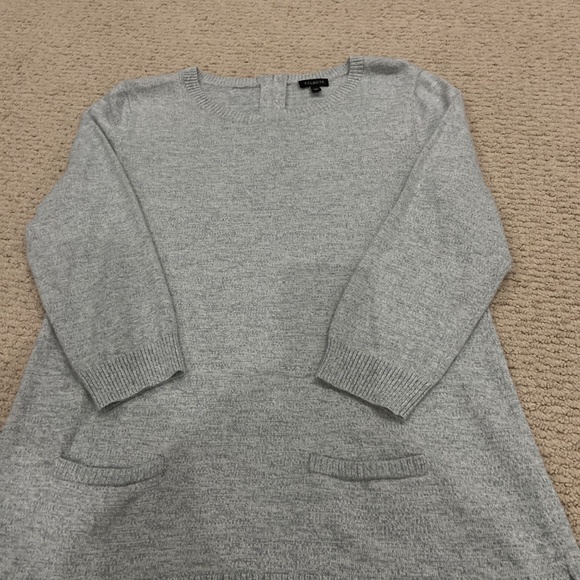 Talbots size Medium Gray LS Sweater Exc - Picture 8 of 9